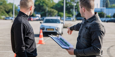 Amor, mudanza y carretera: Guía para mexicanos que van a sacar la licencia de conducir en los Países Bajos